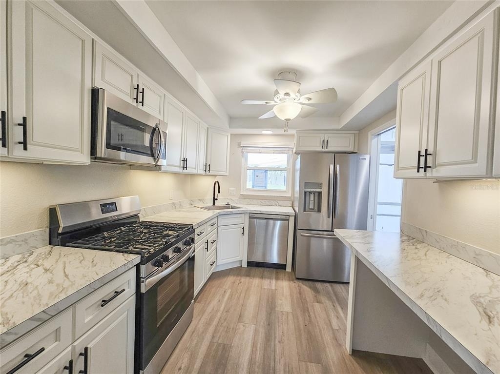 5900 Shore Boulevard S - Photo 4