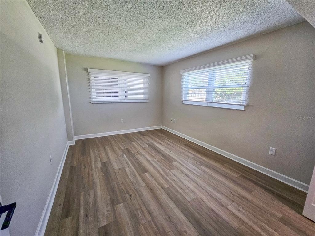 5900 Shore Boulevard S - Photo 18