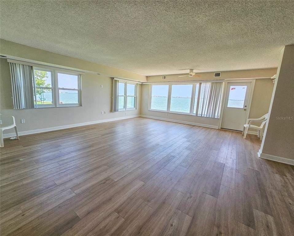 5900 Shore Boulevard S - Photo 7