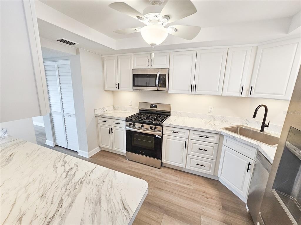 5900 Shore Boulevard S - Photo 3
