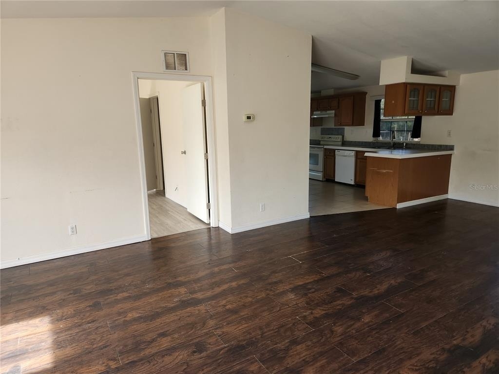 5165 Topeka Avenue - Photo 2