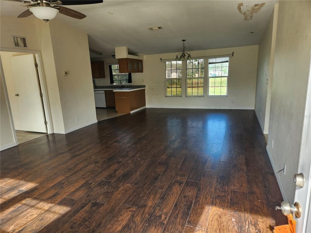 5165 Topeka Avenue - Photo 1