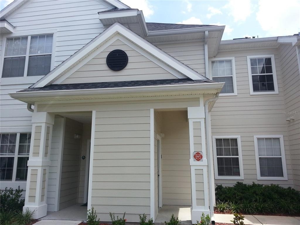200 Southern Pecan Circle - Photo 0