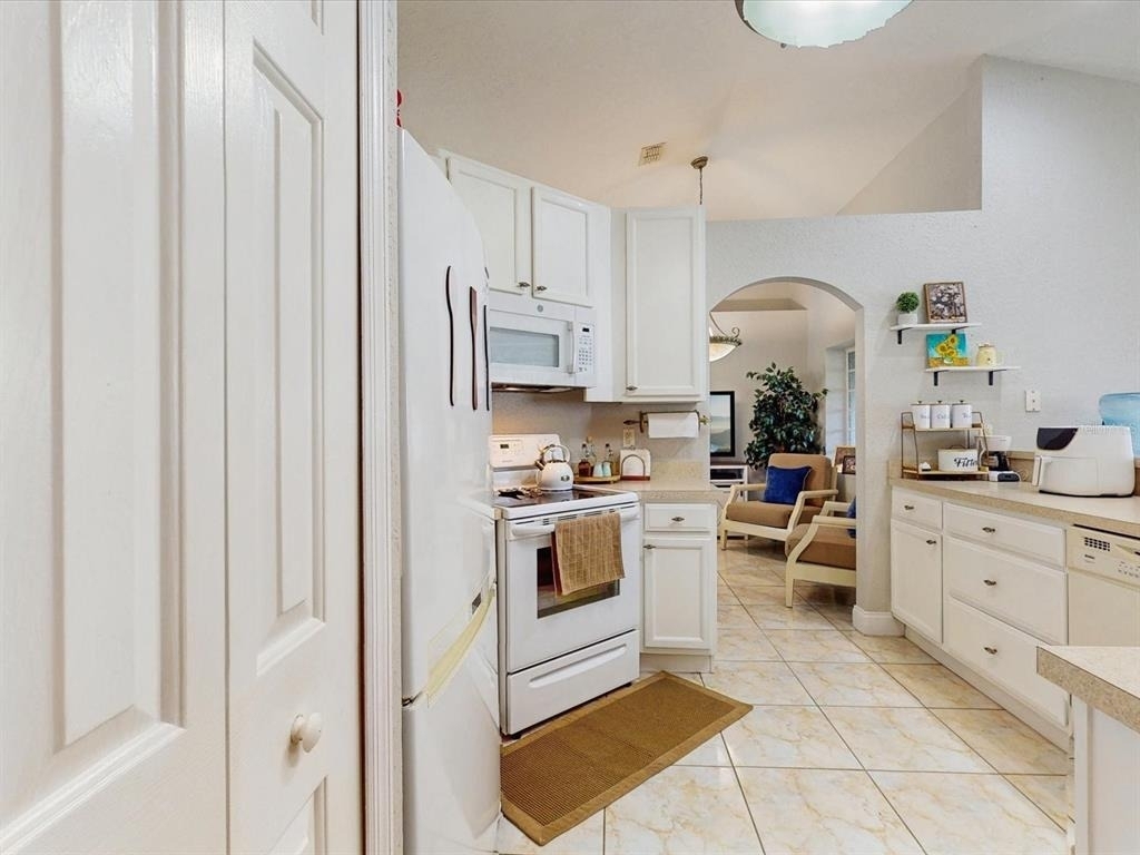 411 Mallard Way - Photo 3