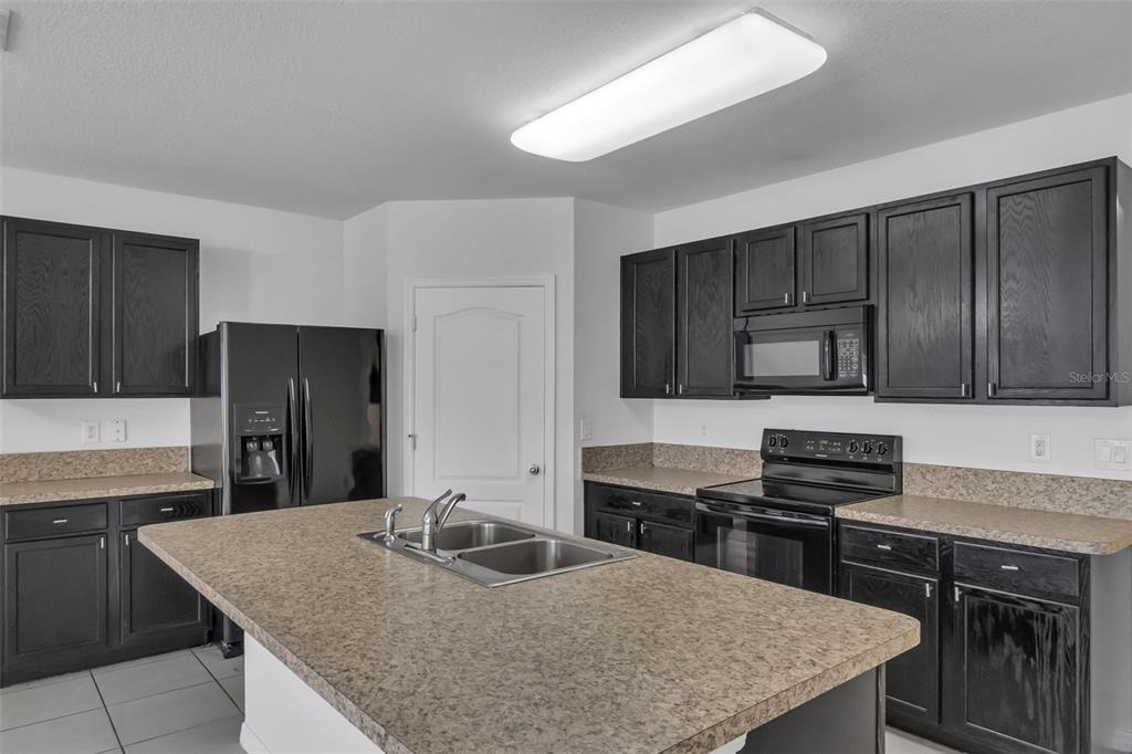 1828 Partin Terrace Road - Photo 2