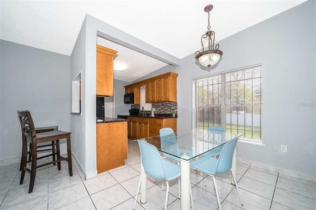 1213 Lawne Boulevard - Photo 2