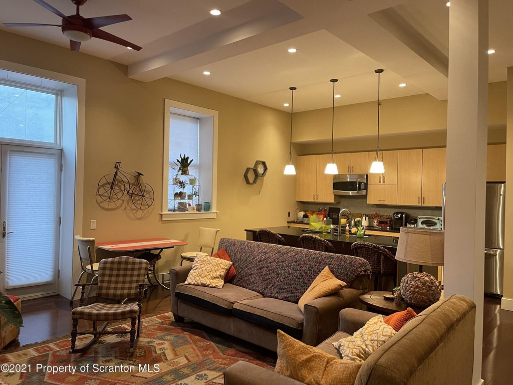 529 Bogart Place - Photo 6