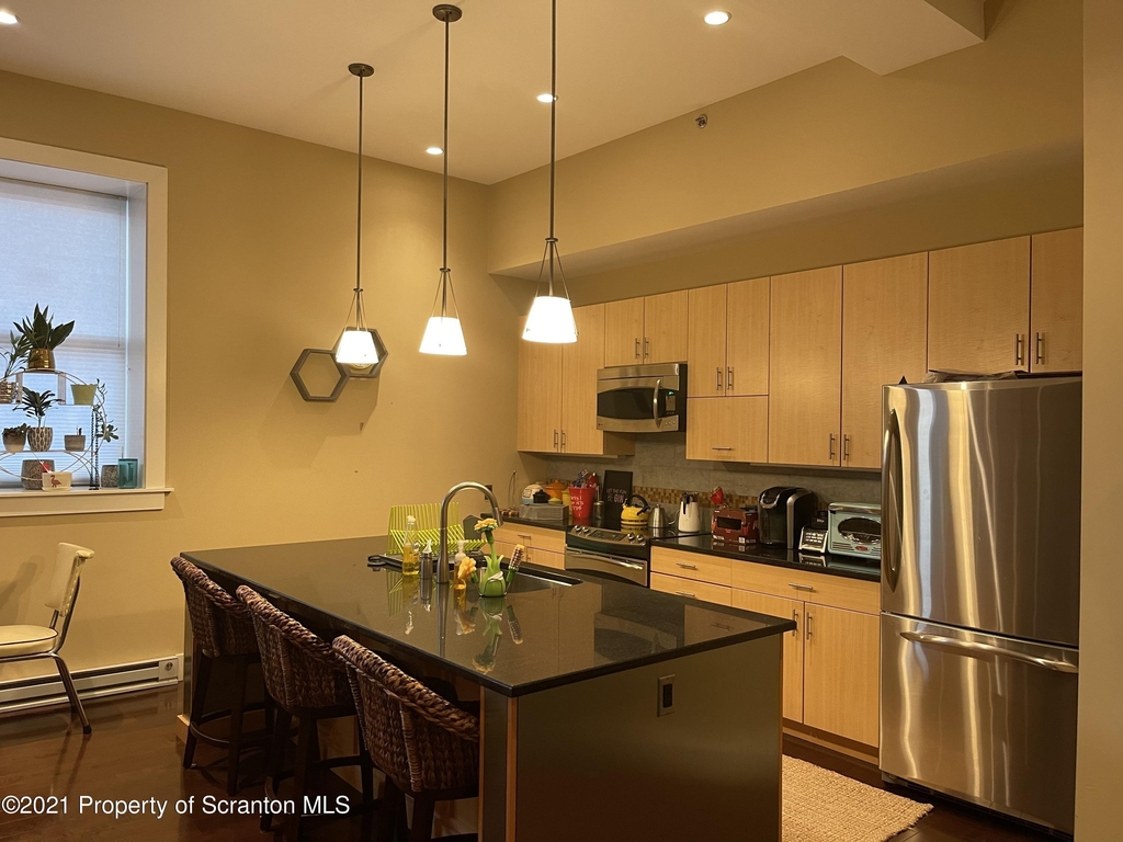 529 Bogart Place - Photo 2
