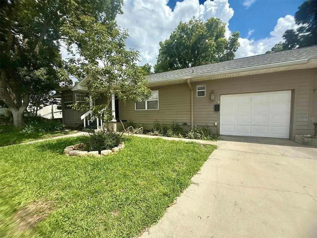702 Avenue H Ne - Photo 4