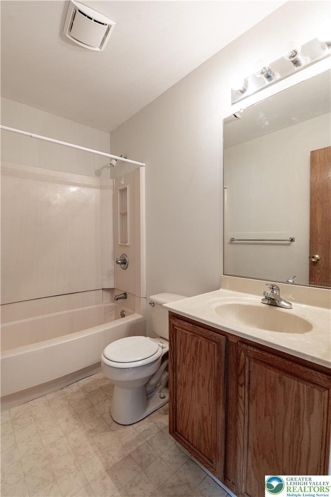 48 Olde Penn Drive - Photo 32