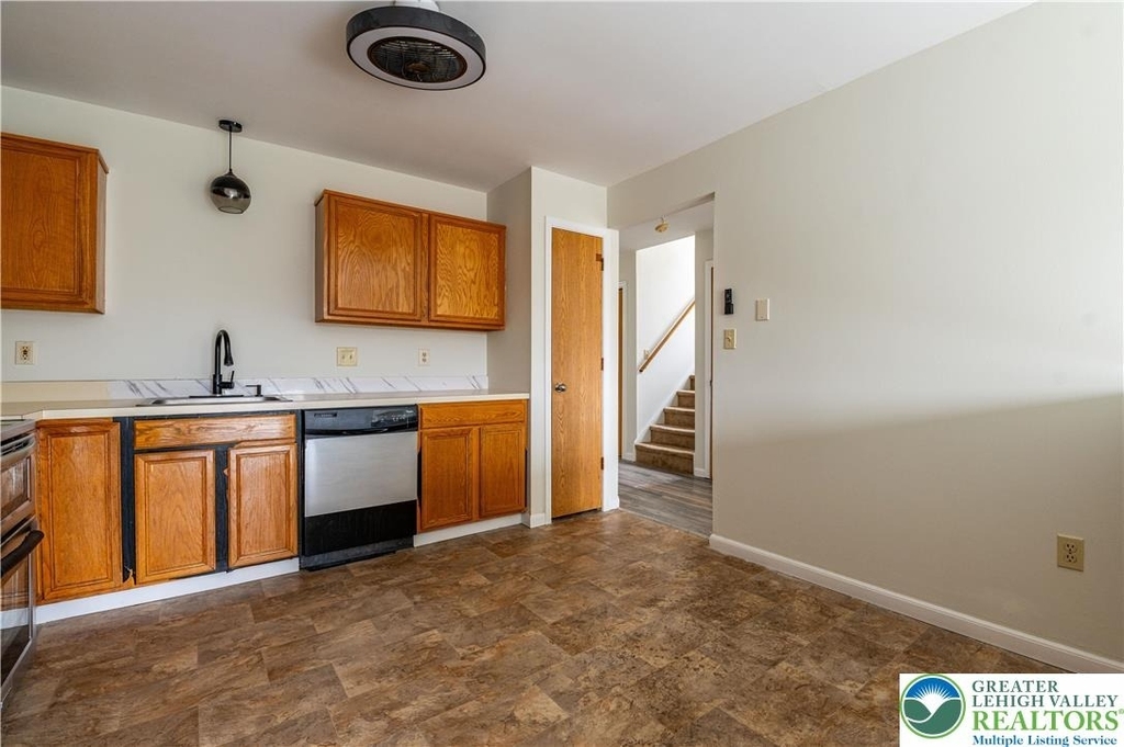 48 Olde Penn Drive - Photo 15