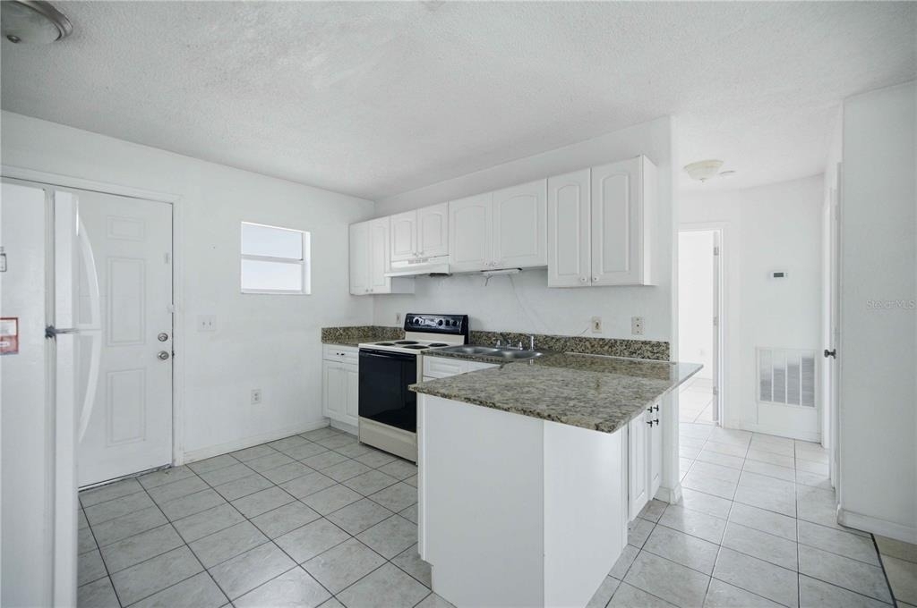 421 Ne 26th Court - Photo 8
