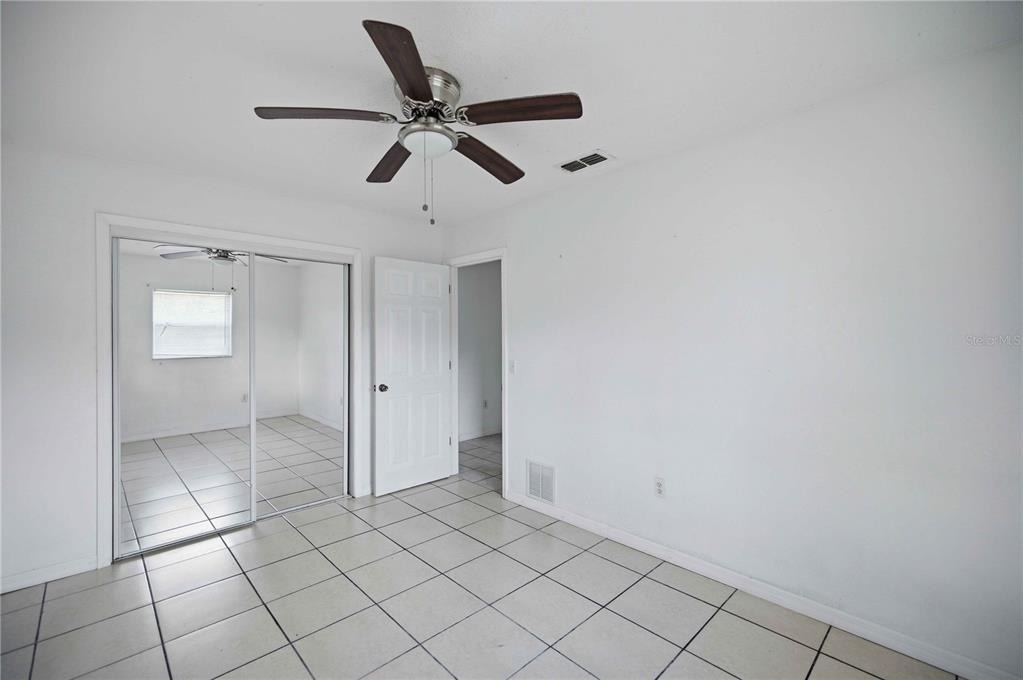 421 Ne 26th Court - Photo 15