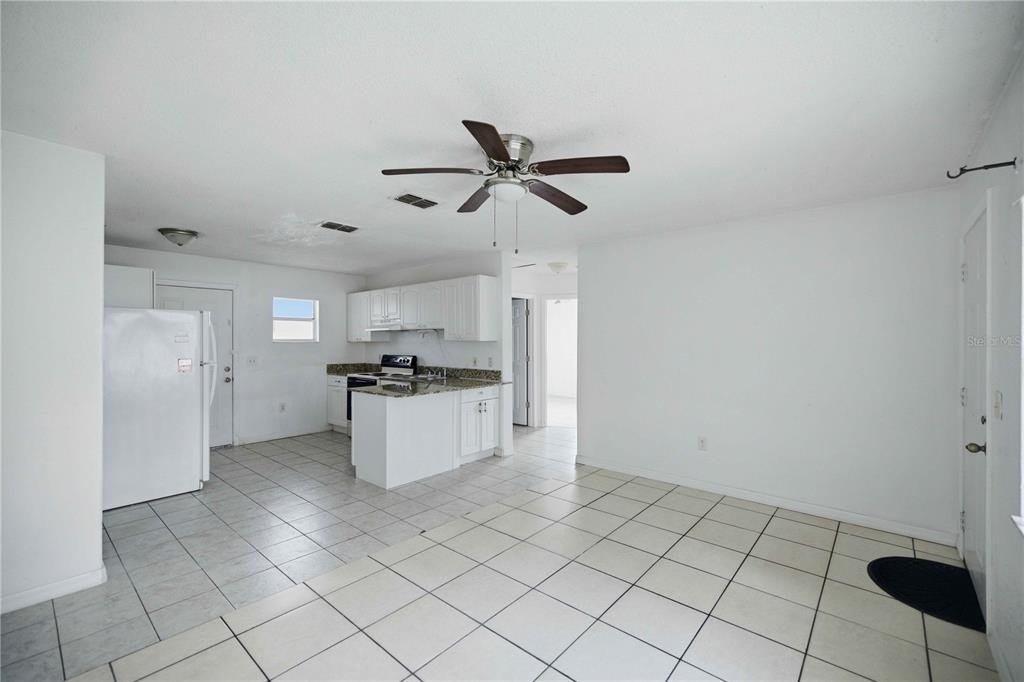421 Ne 26th Court - Photo 5