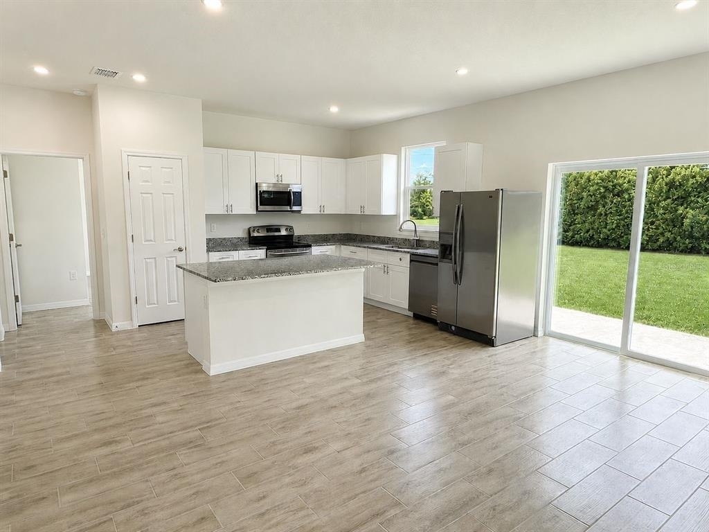 15010 Community Avenue - Photo 12