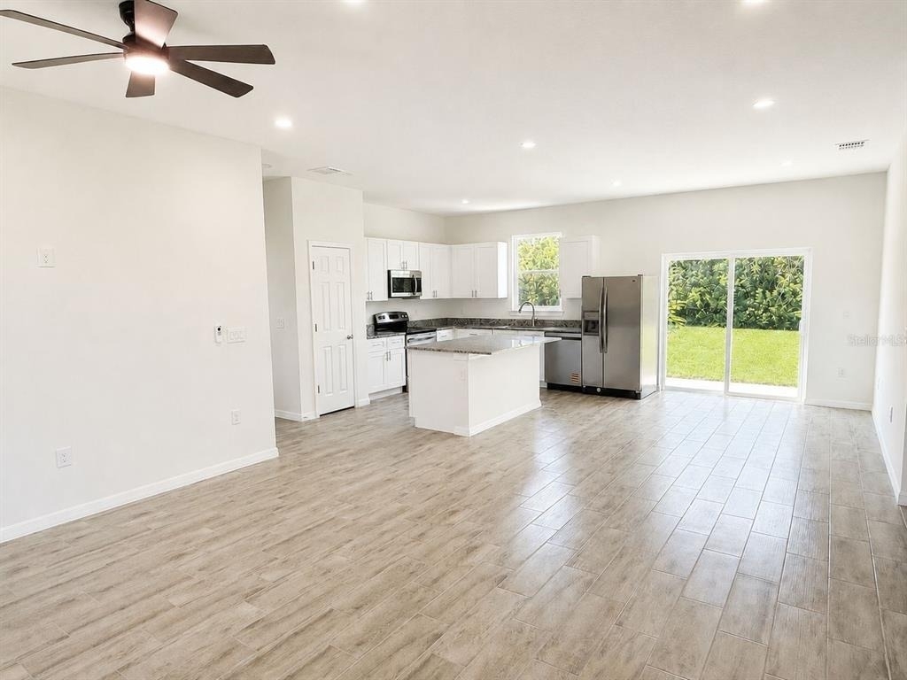 15010 Community Avenue - Photo 11