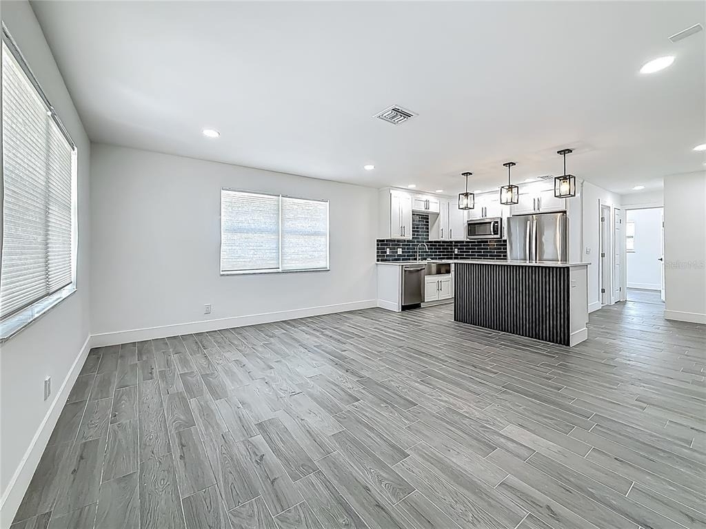 1755 Shore Acres Boulevard Ne - Photo 4