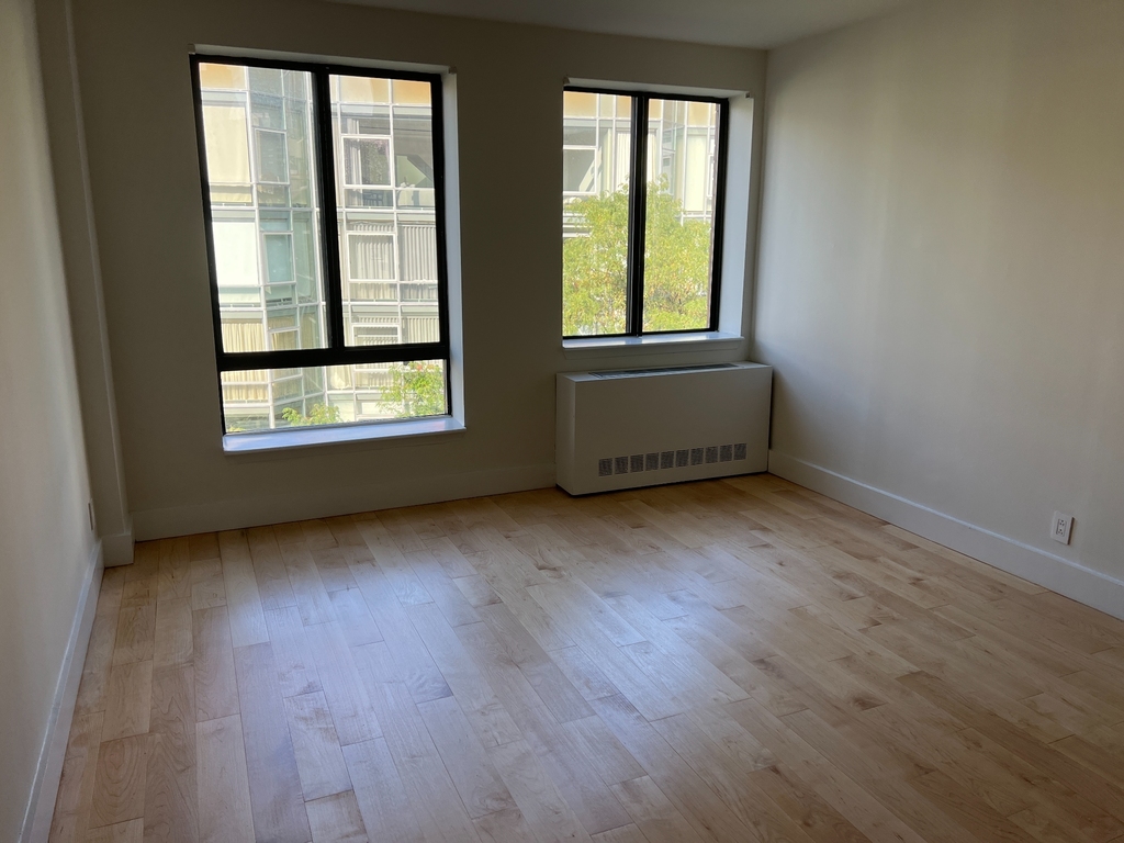 West 53rd Street - Photo 2