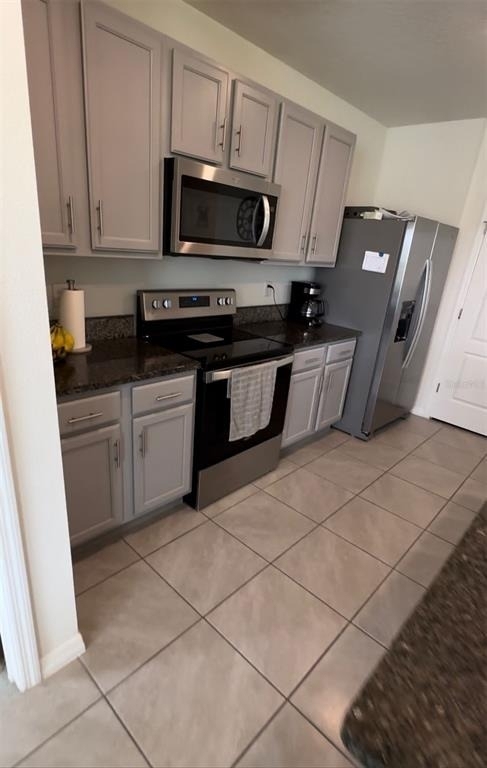 628 Greymount Street - Photo 10