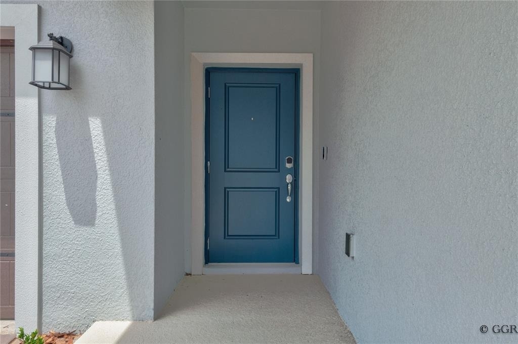 1490 Brentwood Drive - Photo 1