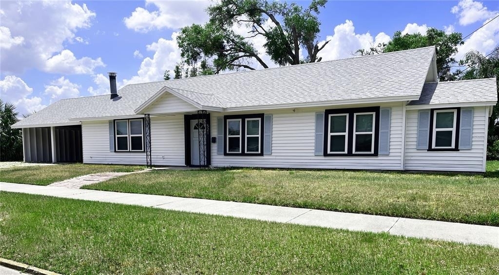 521 Ohio Street - Photo 0
