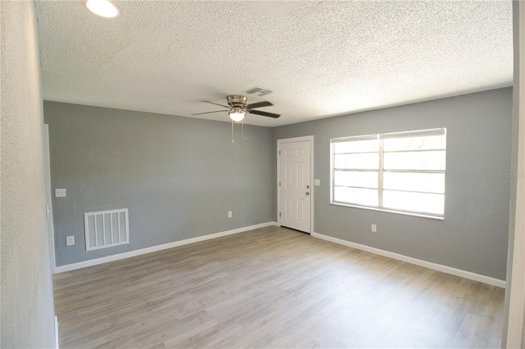 7138 Oakwood Drive - Photo 3