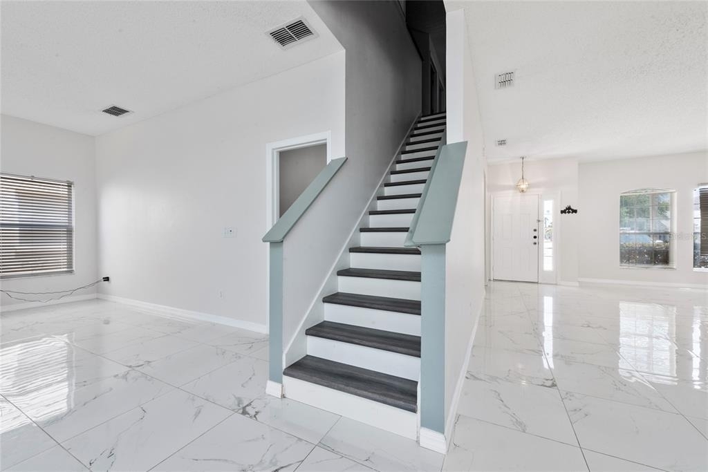 746 Lockbreeze Drive - Photo 11