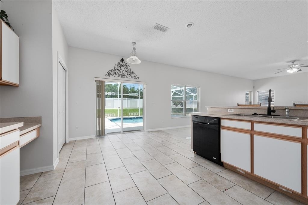 746 Lockbreeze Drive - Photo 10