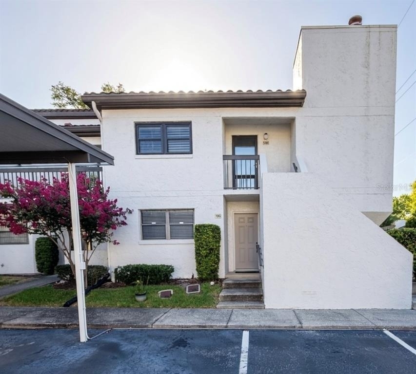 150 Killarney Bay Court - Photo 0