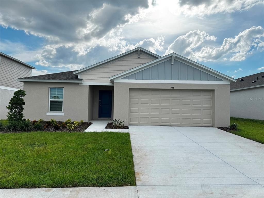 1338 Palmeroy Road - Photo 0