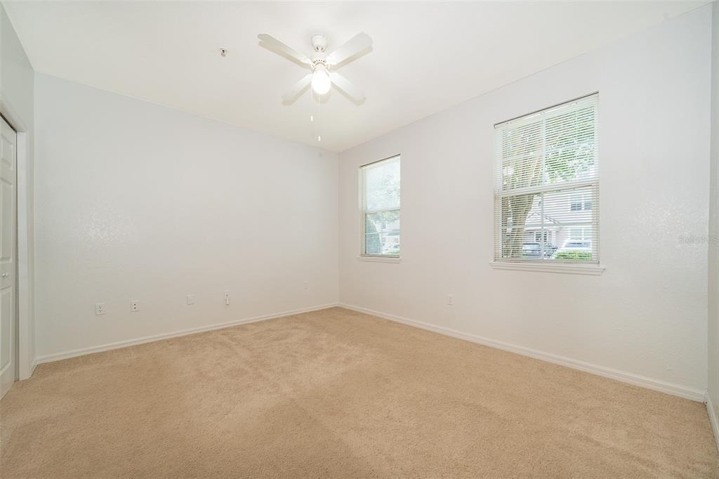 6663 Queens Borough Avenue - Photo 16