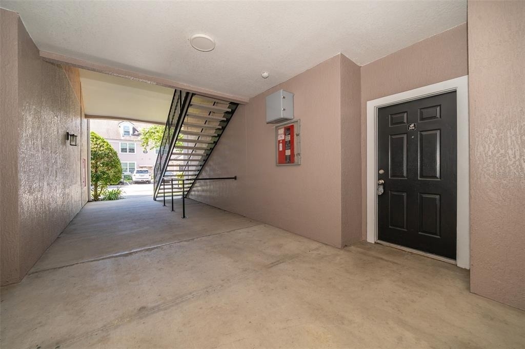 6663 Queens Borough Avenue - Photo 2
