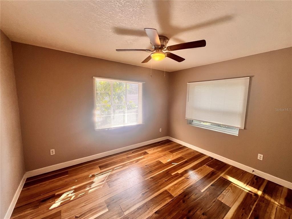 1110 Poinsettia Avenue - Photo 10