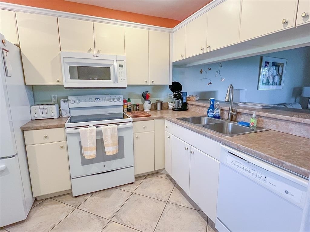 690 Bird Bay Circle - Photo 7