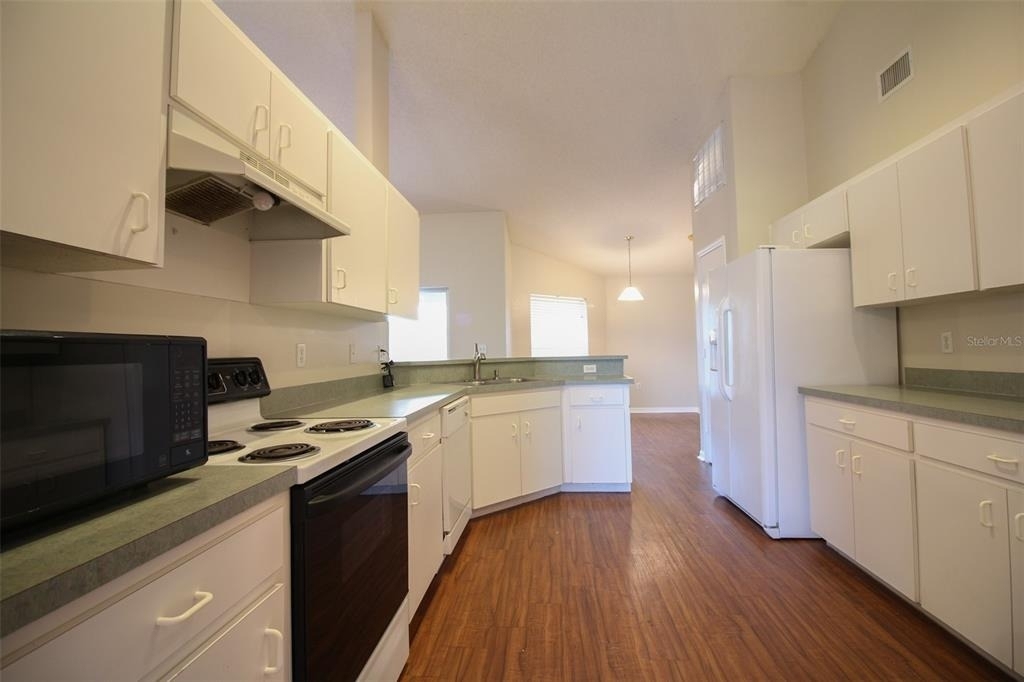 3002 Chasewood Drive - Photo 6