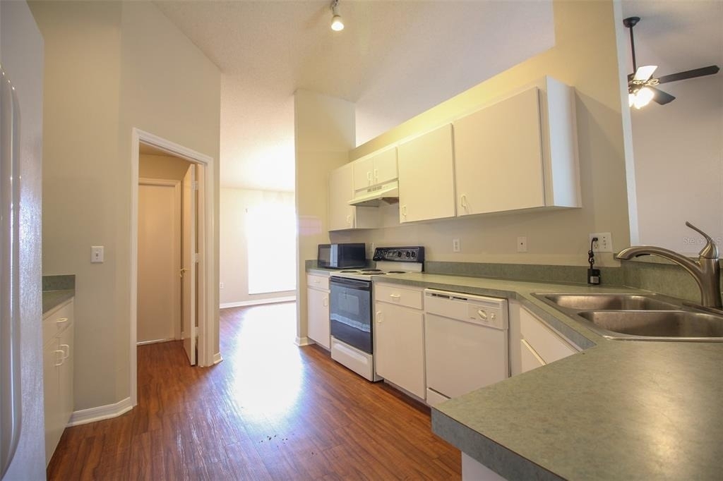 3002 Chasewood Drive - Photo 8