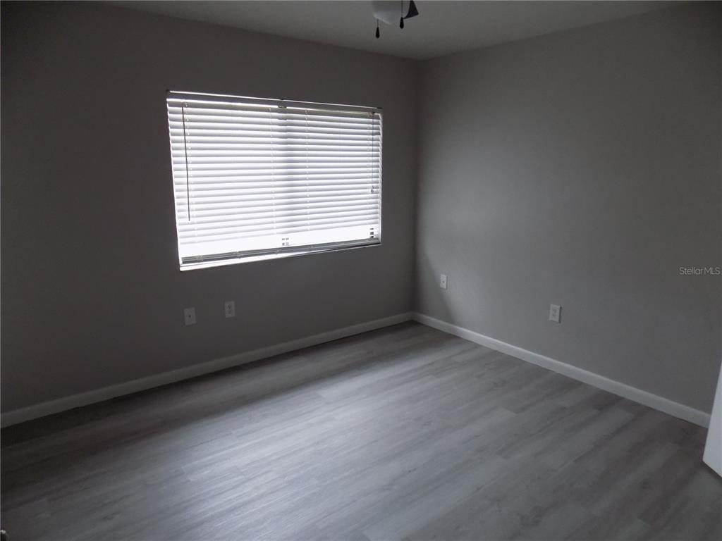 2735 Sw 35th Place - Photo 12
