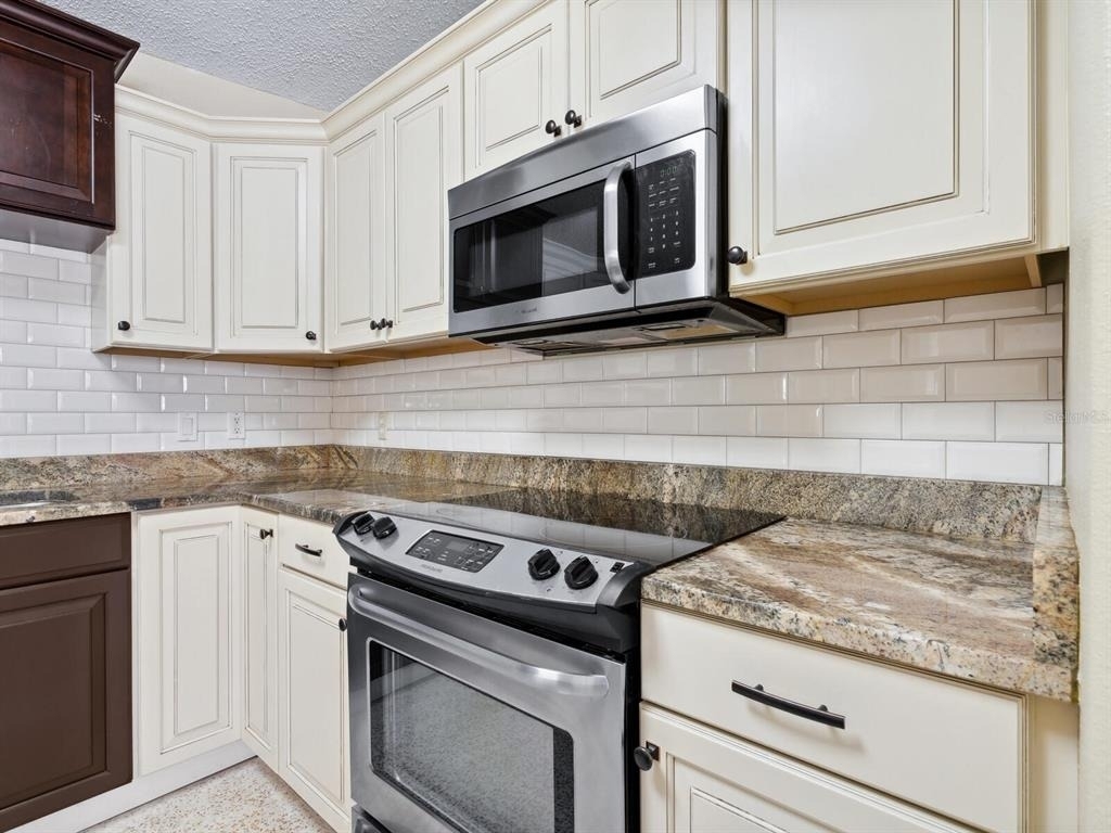 3115 Bay Drive - Photo 7