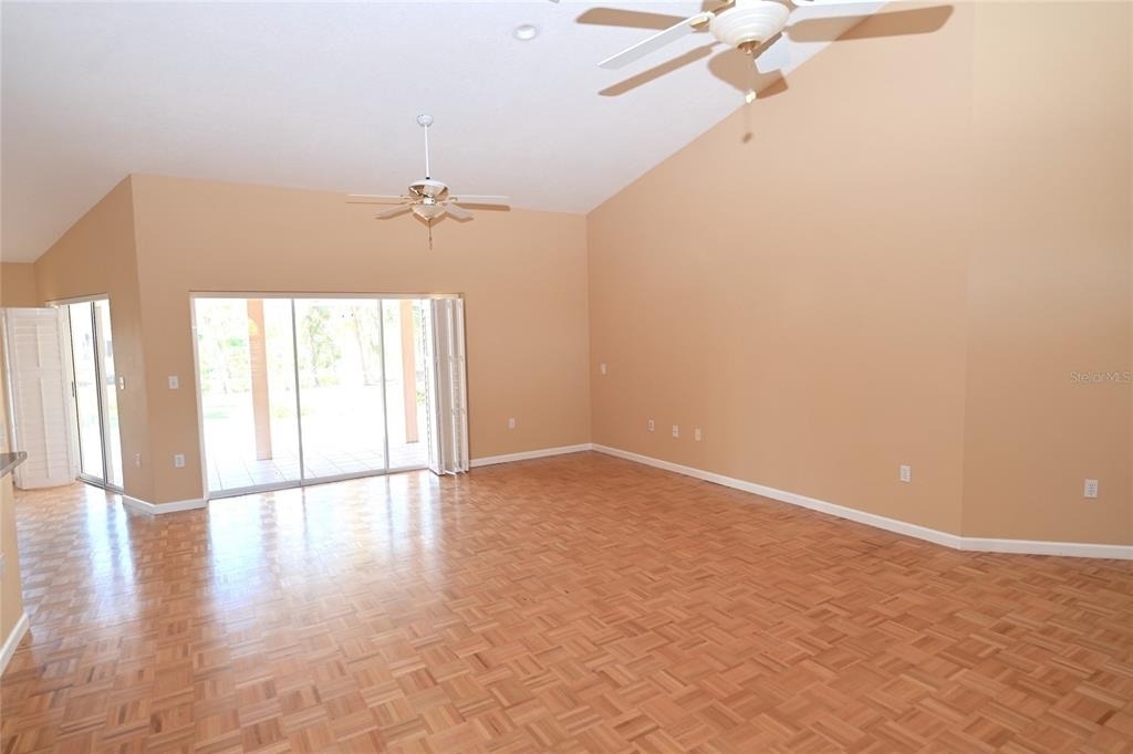 6535 Canary Street - Photo 3