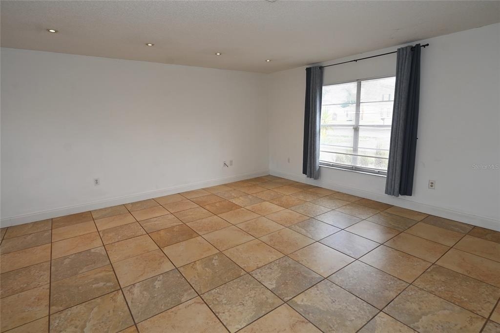 6524 Mauna Loa Boulevard - Photo 7