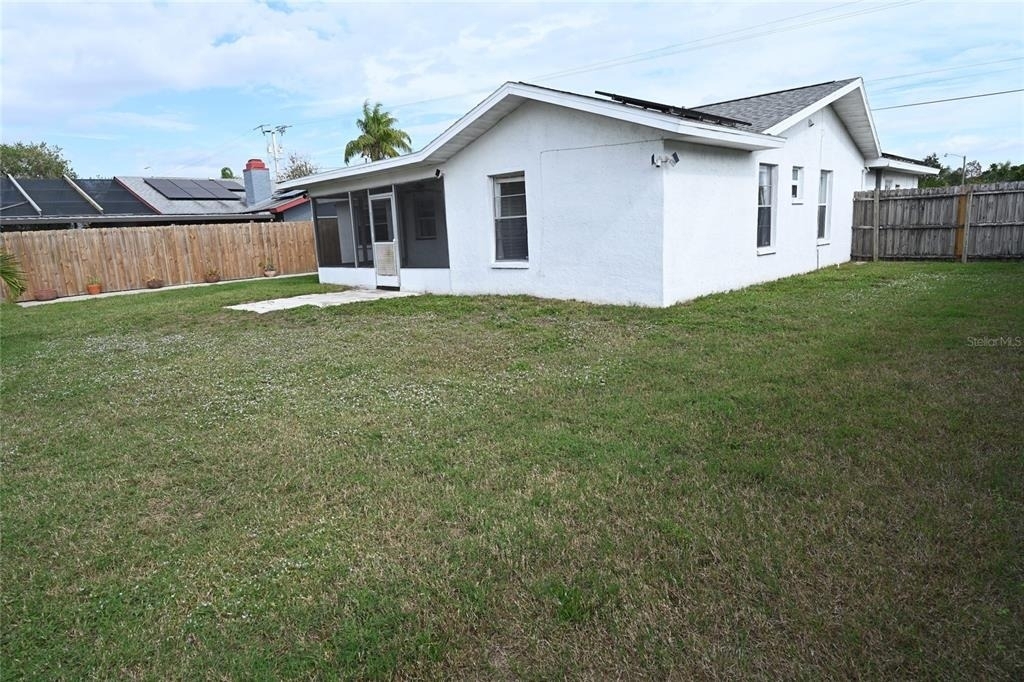 6524 Mauna Loa Boulevard - Photo 20