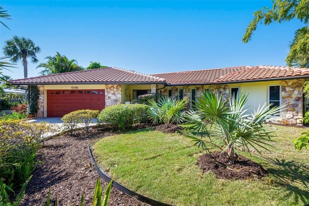 5456 Azure Way - Photo 1