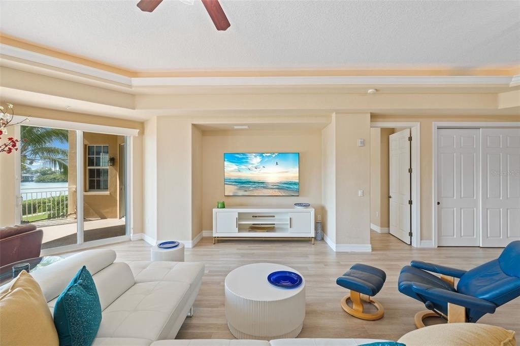 6100 Jessie Harbor Drive - Photo 19
