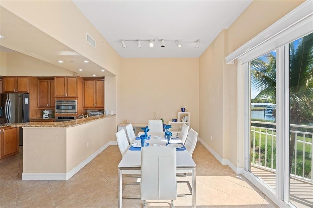 6100 Jessie Harbor Drive - Photo 36