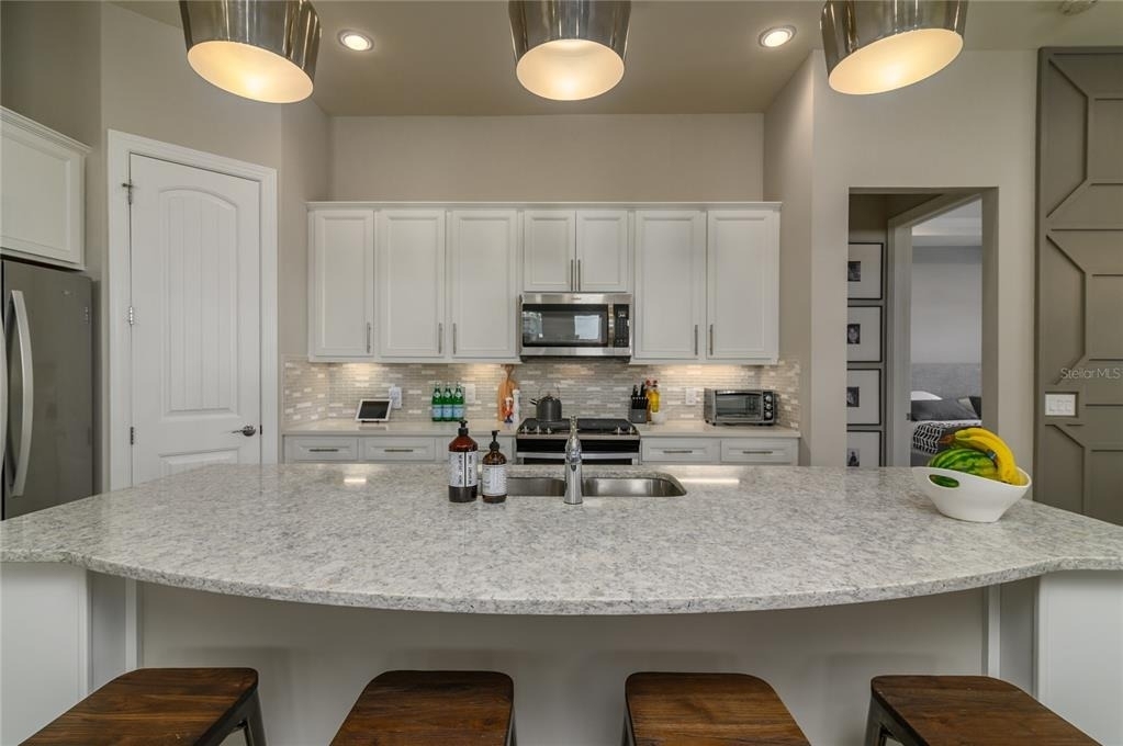 12203 Seabrook Avenue - Photo 8