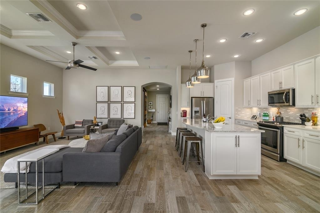 12203 Seabrook Avenue - Photo 7