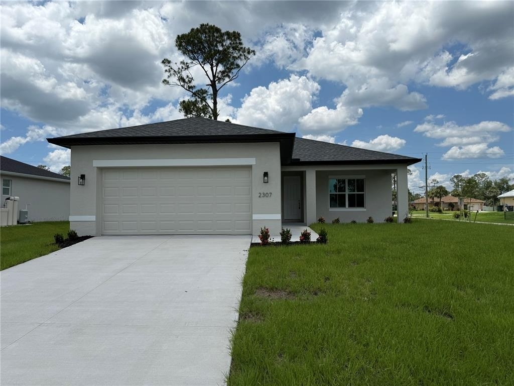 2307 Zuyder Terrace - Photo 1