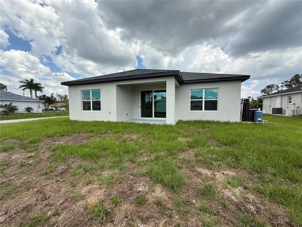2307 Zuyder Terrace - Photo 16