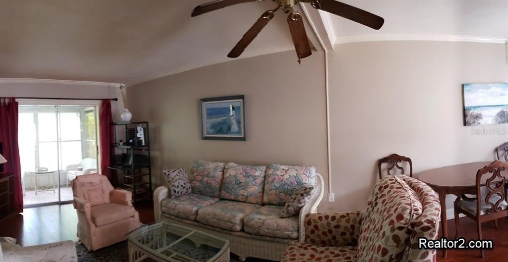 2047 Canal Drive - Photo 2