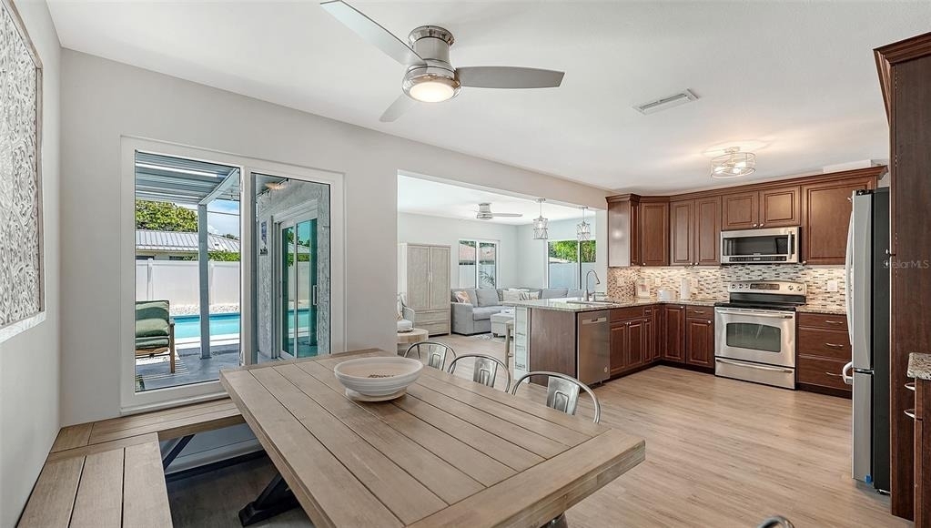 1302 Mango Avenue - Photo 10